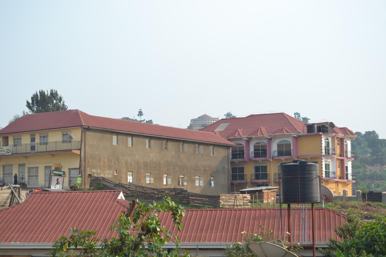 Raja Excelsior Hotel Fort Portal Exterior foto